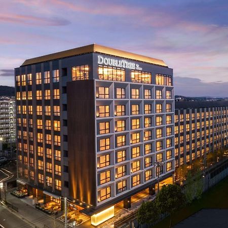 Готель Doubletree By Hilton Kyoto Station Екстер'єр фото