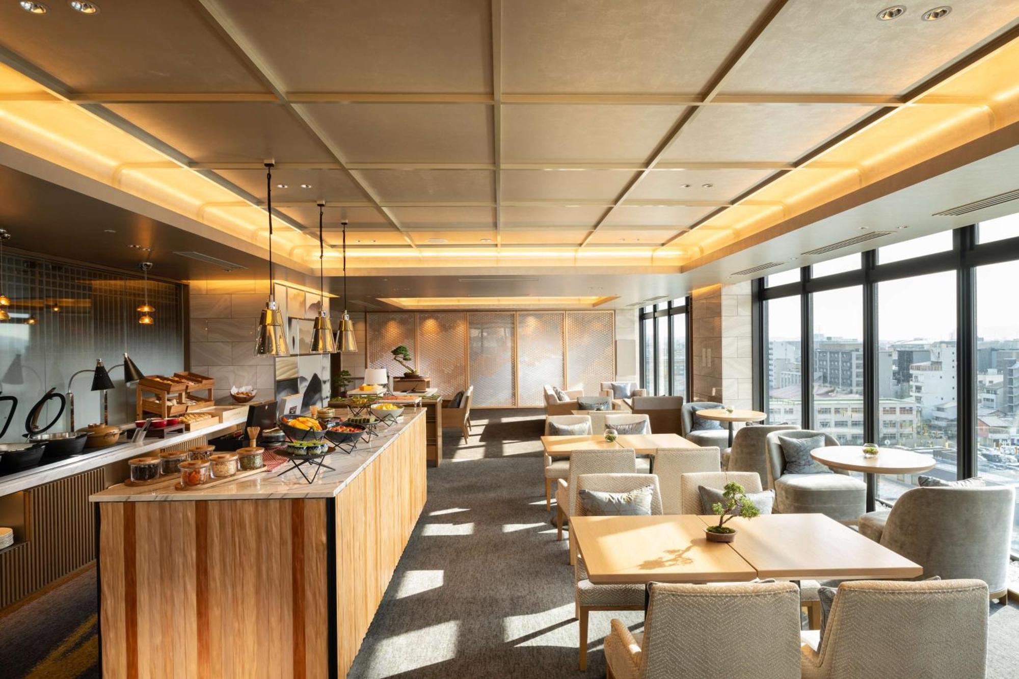 Готель Doubletree By Hilton Kyoto Station Екстер'єр фото