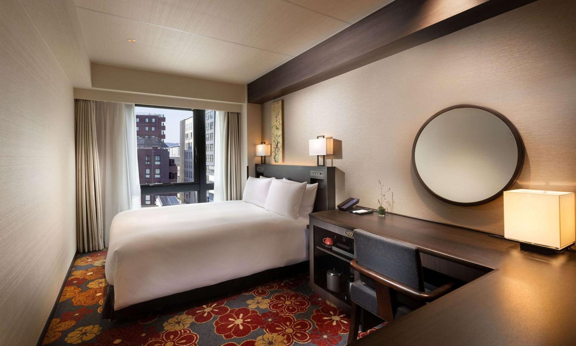 Готель Doubletree By Hilton Kyoto Station Екстер'єр фото