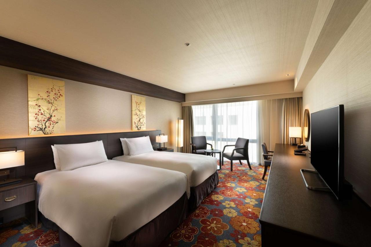 Готель Doubletree By Hilton Kyoto Station Екстер'єр фото