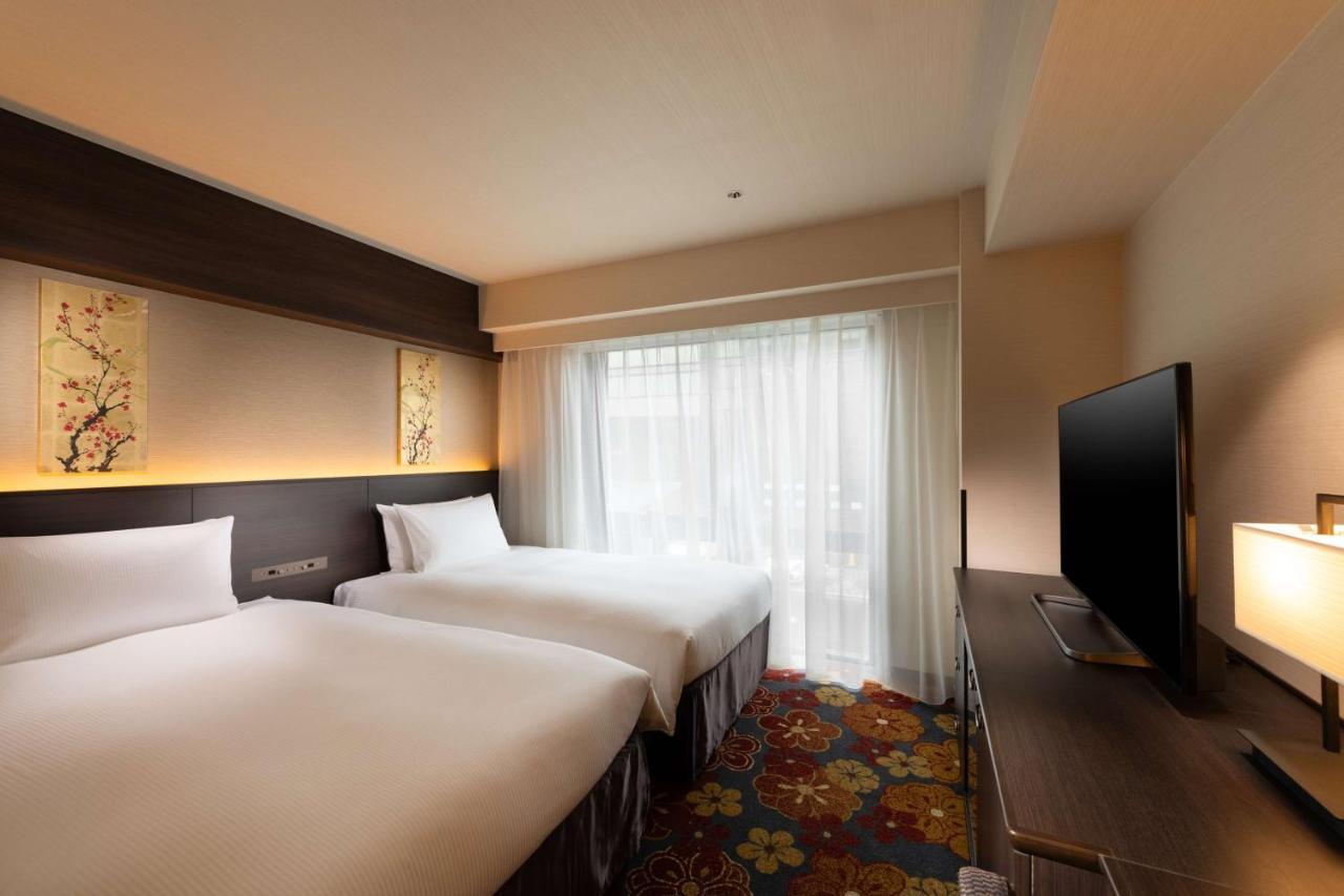 Готель Doubletree By Hilton Kyoto Station Екстер'єр фото