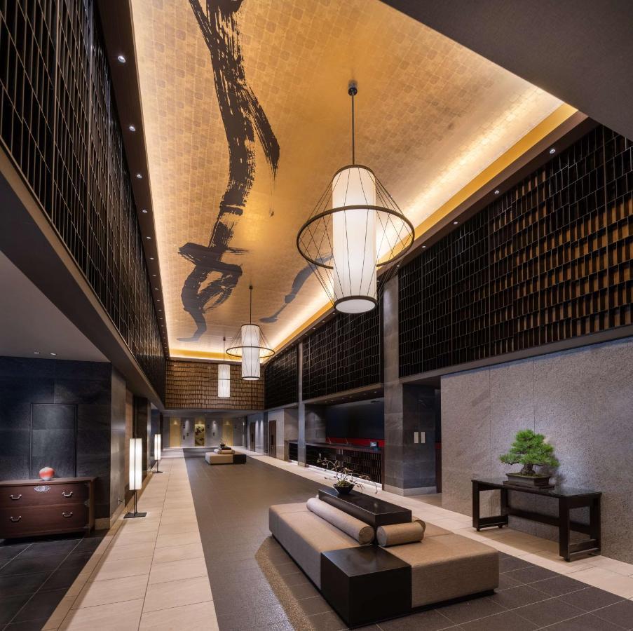 Готель Doubletree By Hilton Kyoto Station Екстер'єр фото
