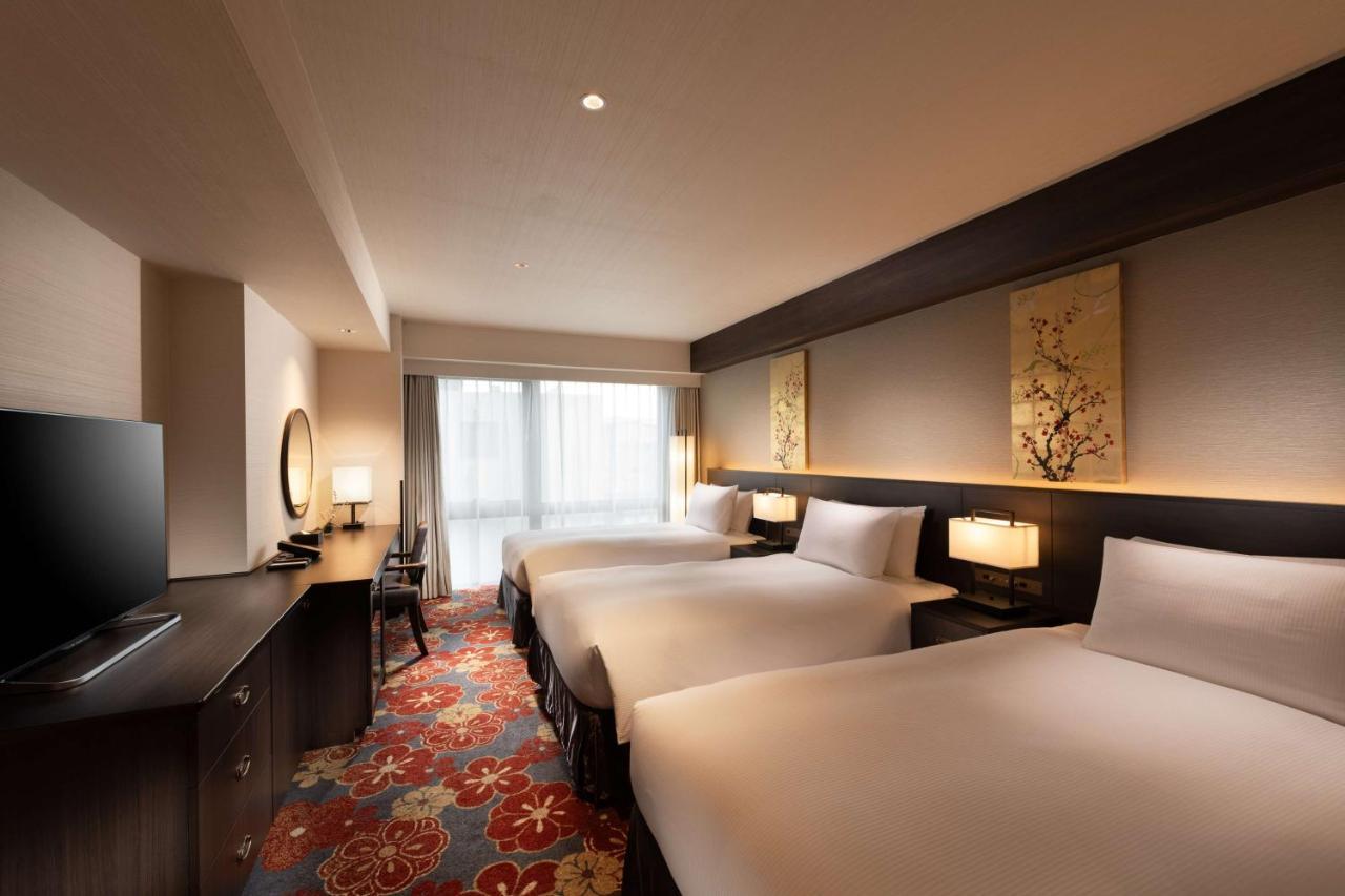 Готель Doubletree By Hilton Kyoto Station Екстер'єр фото