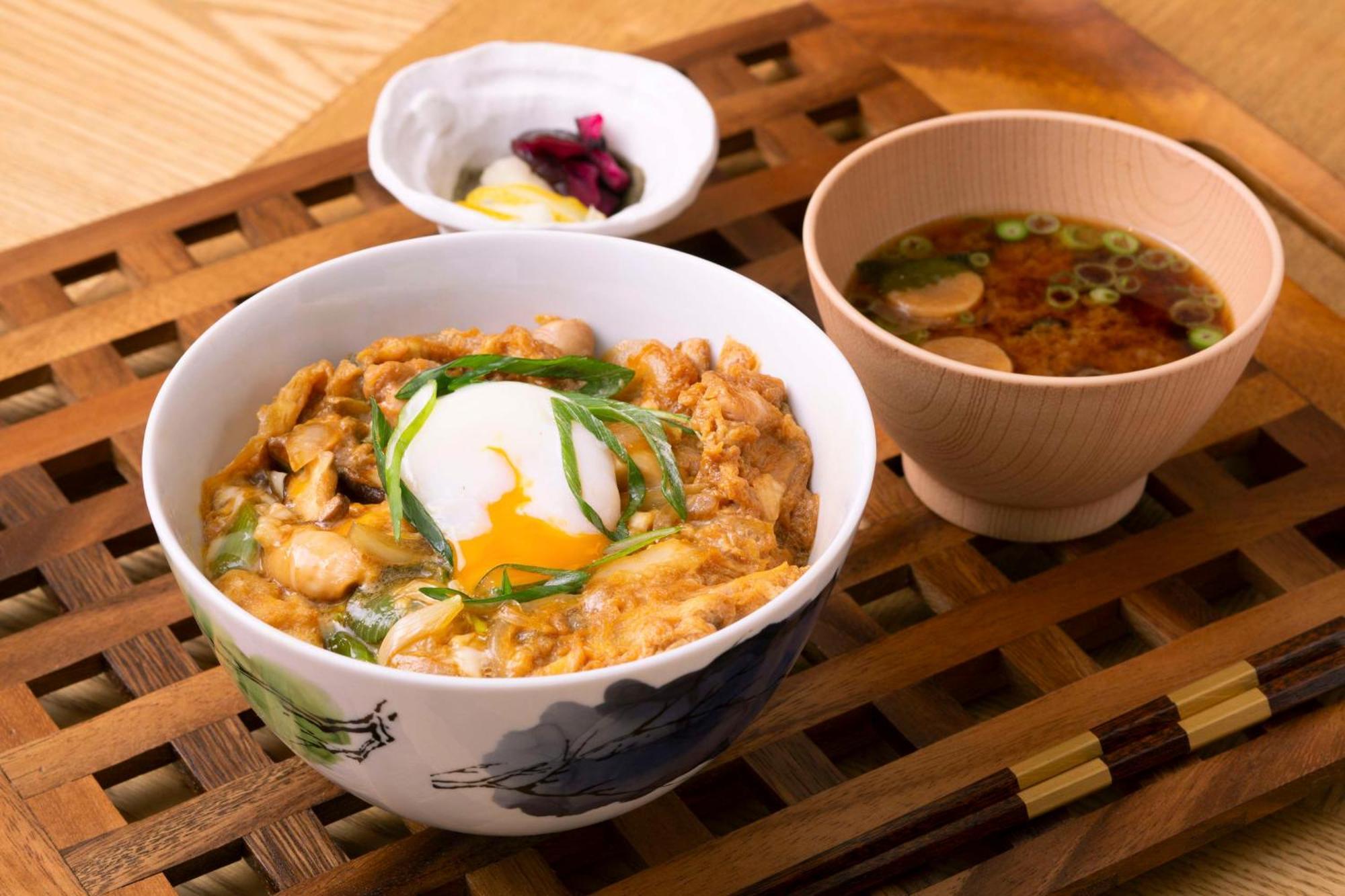 Готель Doubletree By Hilton Kyoto Station Екстер'єр фото